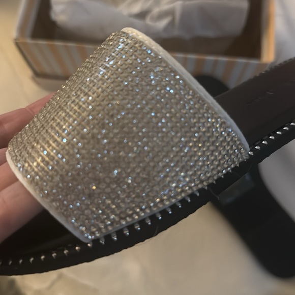 Rhinestone Sandals Size 6 NWT - Picture 3 of 4